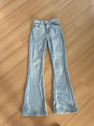 Pantalón campana vaquero