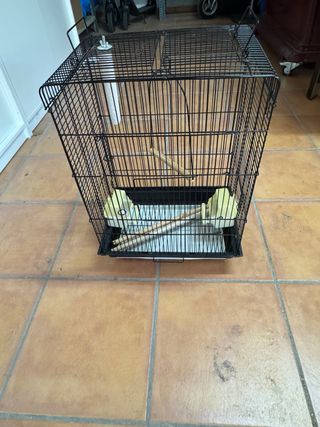 Jaula para pájaros negra