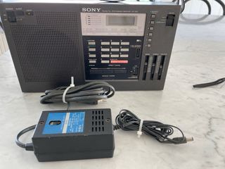 Radio Sony ICF-2001 FM/AM PLL