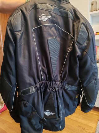 Chaqueta de moto Tronic con protecciones