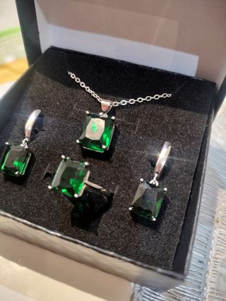Conjunto Plata Ley Esmeralda Sintética