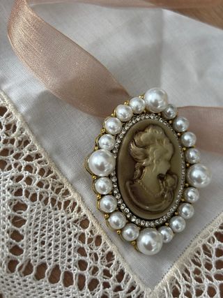 Colgante Camafeo Perlas y Cristales