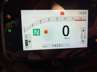 HONDA CBR650R E-CLUTCH Roja