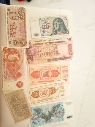 Lote de Billetes Antiguos Internacionales