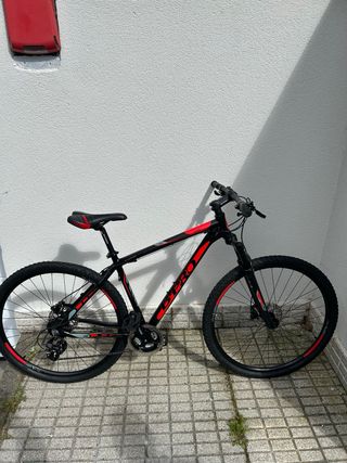 Bicicleta B-PRO M930 MTB 29” Roja/Negra + Casco