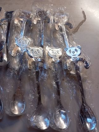 Set dodici (12) cucchiaini da tè orso argento