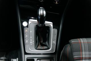 Volkswagen Golf GTI Performance Rubí 245cv 2018