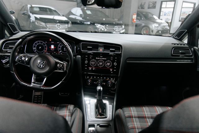 Volkswagen Golf GTI Performance Rubí 245cv 2018