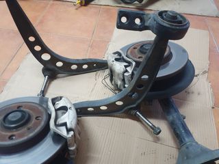 Kit Suspensión y Frenos BMW E30 4 tornillos.