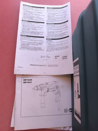 Taladro Makita con maletín