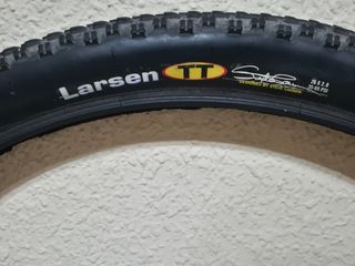 Cubiertas Maxxis Larsen TT 26x2.0
