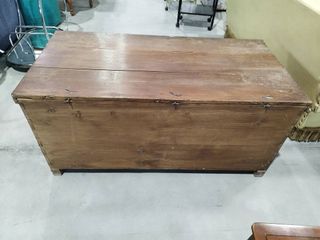 BAÚL ANTIGUO