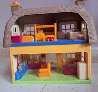 Casa de muñecas de juguete