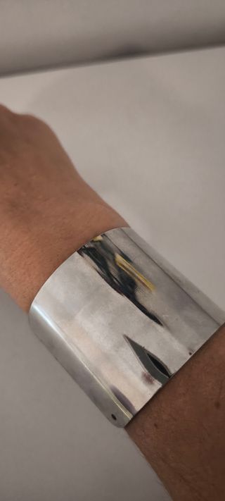 Pulsera ancha plateada
