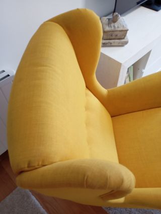 Sillón orejero Ikea amarillo mostaza