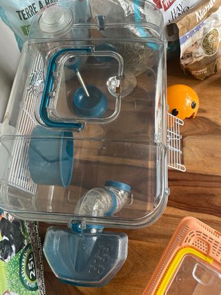 Pack Hámster: Jaula, Transportín y Accesorios