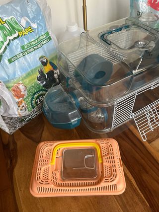 Pack Hámster: Jaula, Transportín y Accesorios