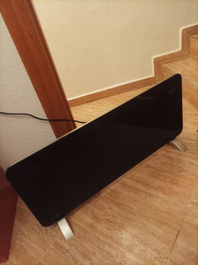 Estufa Cecotec Negra