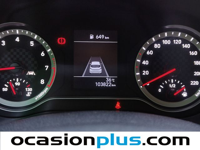 Hyundai i10 1.0 Essence 49 kW (67 CV)