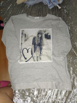 Camiseta gris mujer con estampado