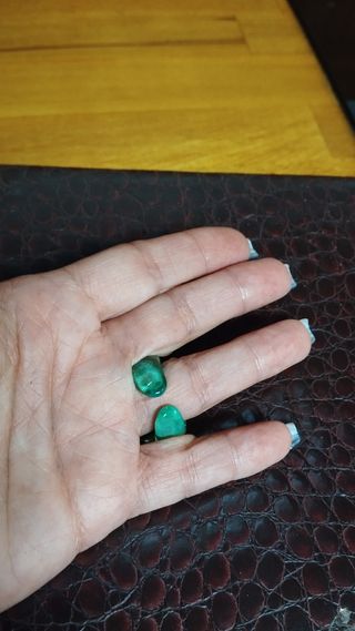 Anillo verde de cristal