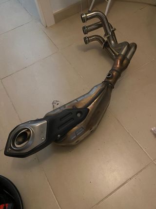 Escape Yamaha MT-09