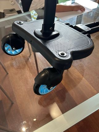 Tabla para carrito de bebé con asiento.