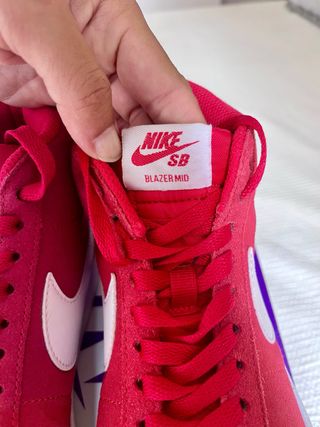 Zapatillas Nike SB Blazer Mid Rojas
EU 39
