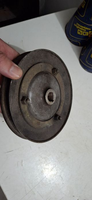 Polea Bomba Agua Seat 600