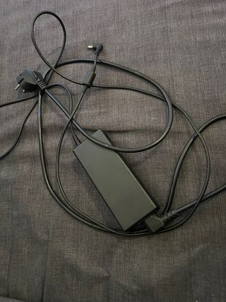 TV LG Negra pequeña (sin mando)