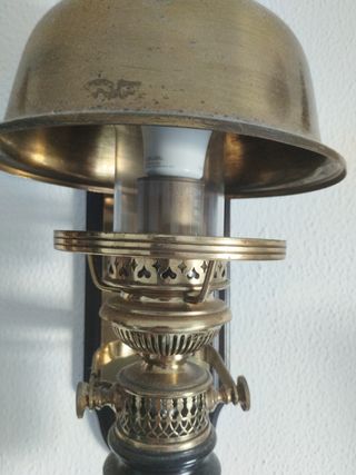 Lámpara de pared quinqué