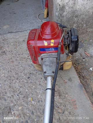 Desbrozadora Kawasaki TJ43