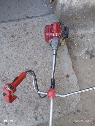 Desbrozadora Kawasaki TJ43