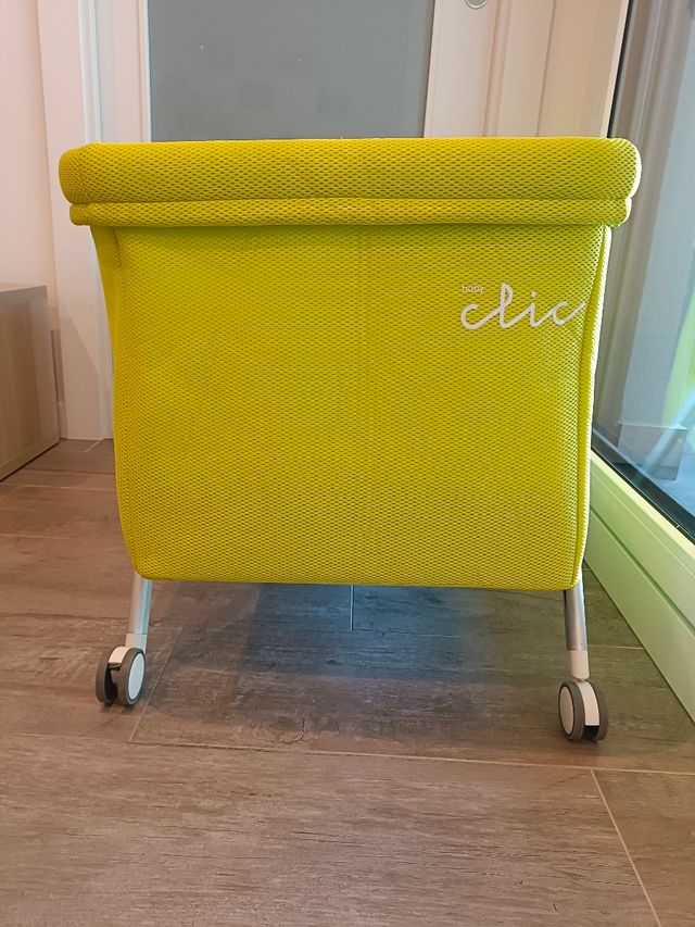 Minicuna Baby Clic Pistacho + Ropa de Cuna