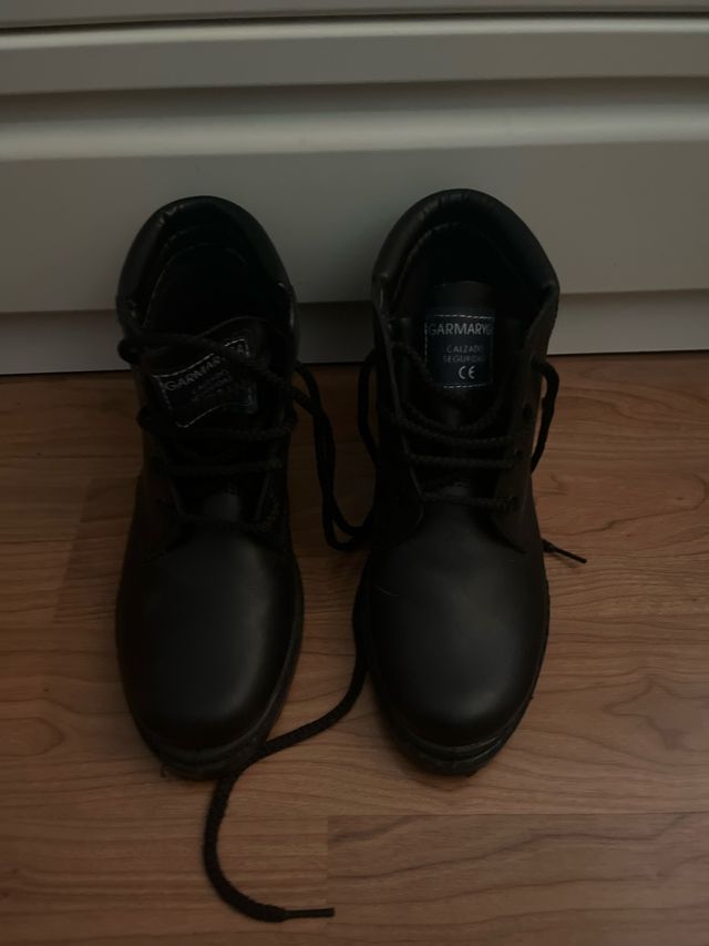 Botas de trabajo Garmaryga talla 37 sin estrenar