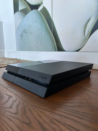 PS4 + 3 mandos + 17 juegos
