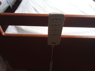 Cama articulada eléctrica