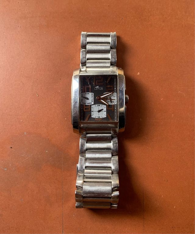 Reloj Lotus Caballero Modelo 15392
