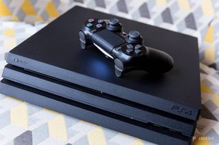 PS4 PRO 1Tg vendo o cambio por patinete eléctrico