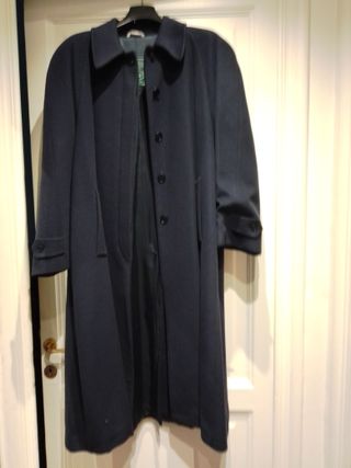 Cappotto blu scuro elegante
