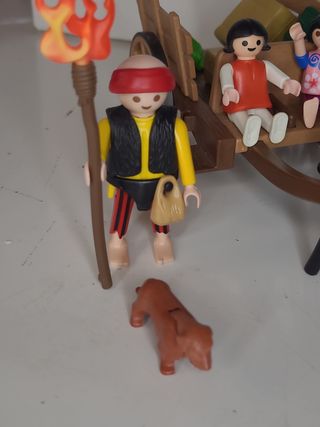 Lote 111. Carro playmobil