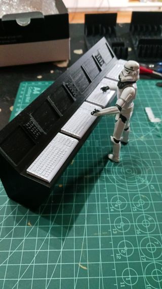 Star Wars 3.75". Consola Comando Larga.