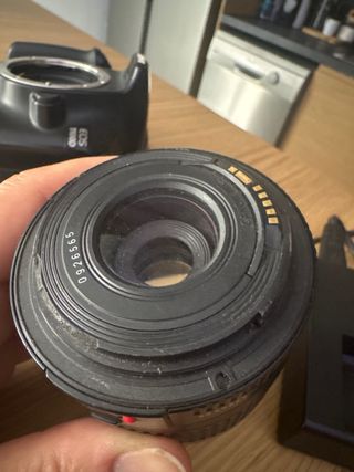 Cámara Canon EOS 1100D Negra