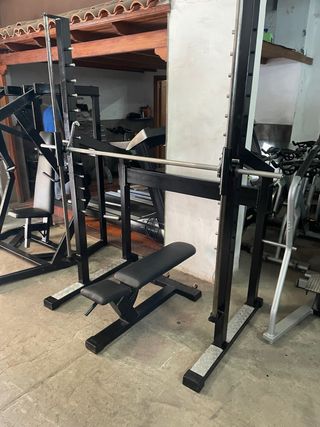 MÁQUINAS DE MUSCULACIÓN 