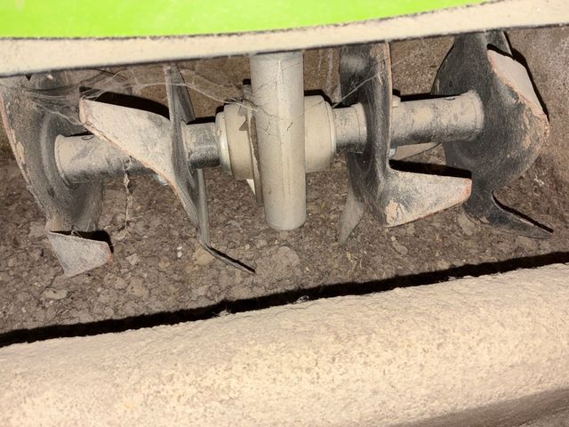 Mula eléctrica para arar