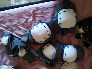 Patines en línea Oxelo con bolsa y protecciones