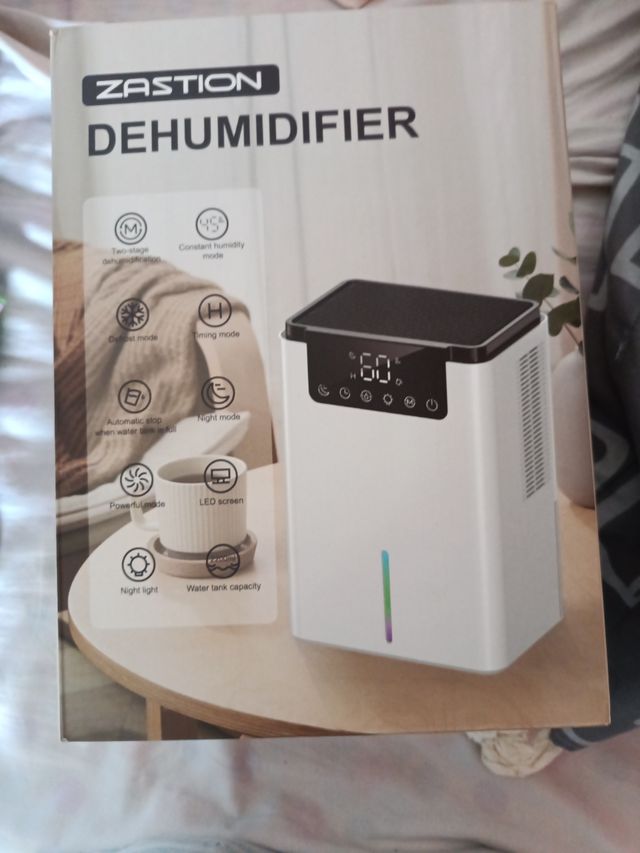 Deshumidificador Blanco y Negro