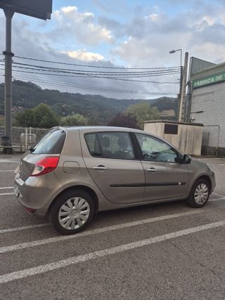 Renault Clio 2009