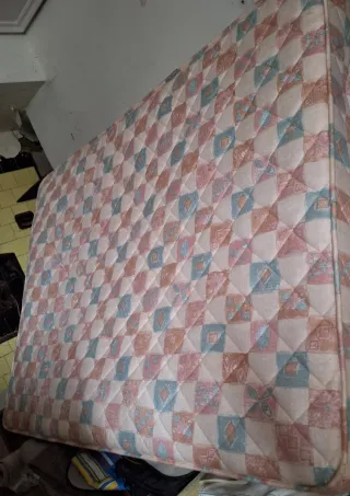 Colchón 135x190 cm muelles