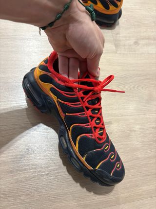 Nike TN Air Max Plus Negro Rojo